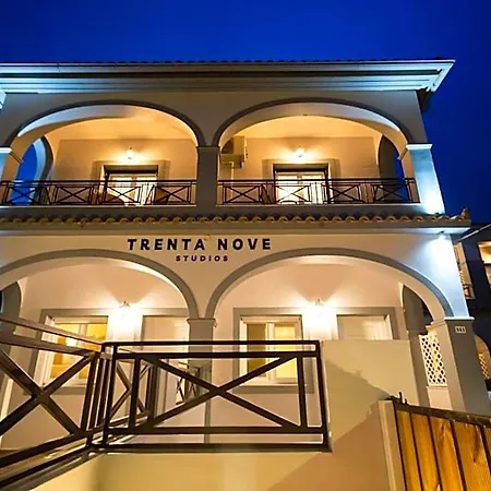 Trenta Nove Aparthotel Plános